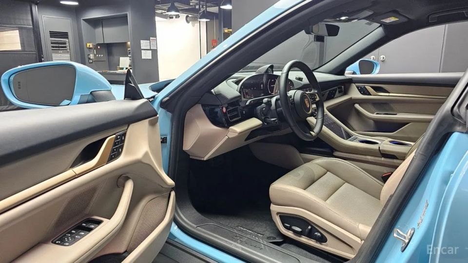 Porsche Taycan