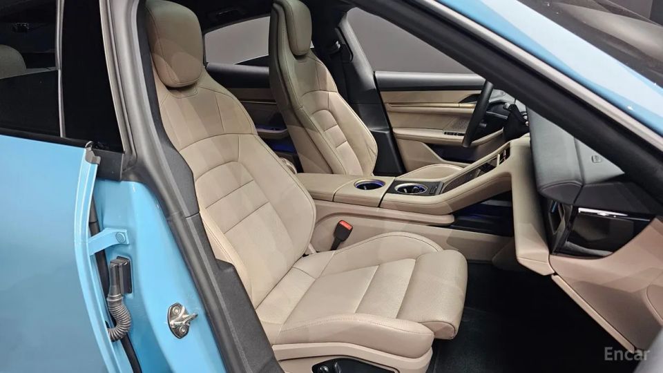 Porsche Taycan