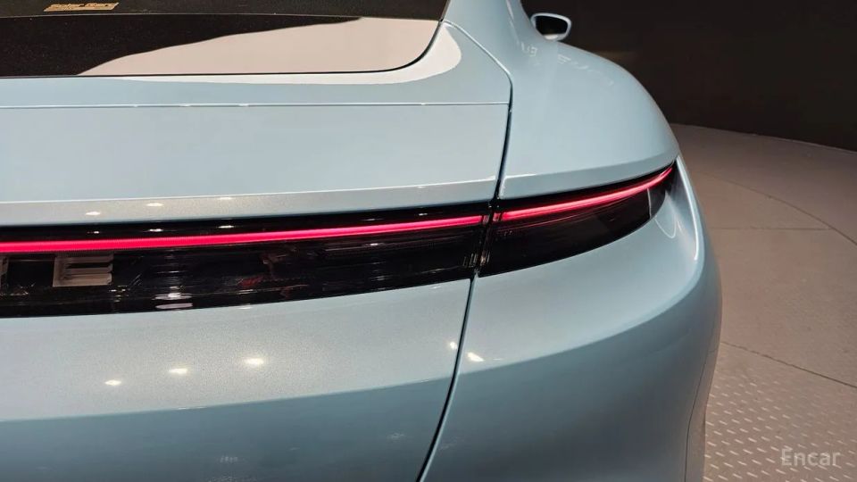Porsche Taycan