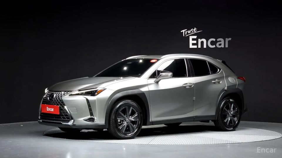 Lexus UX
