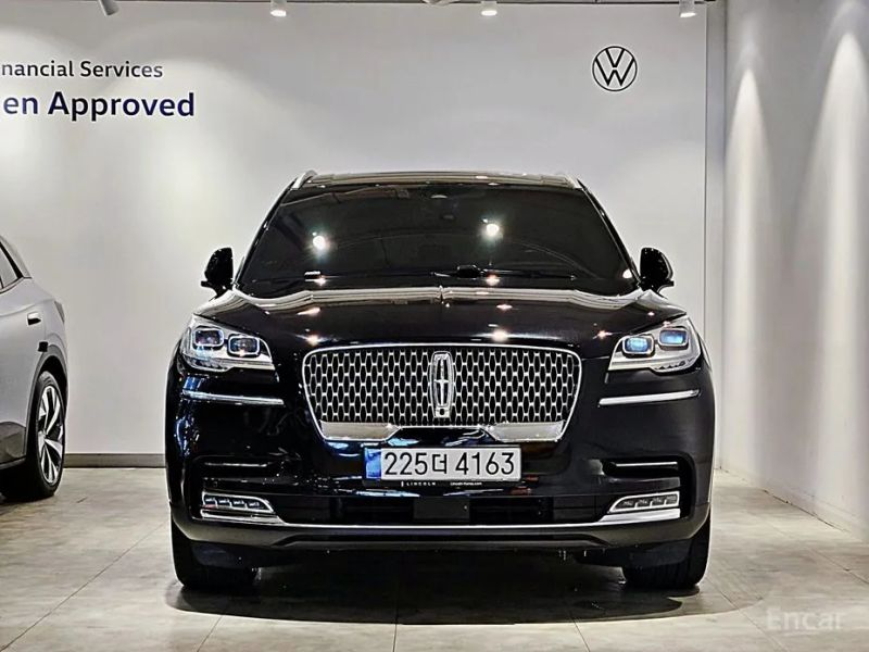 Lincoln Aviator