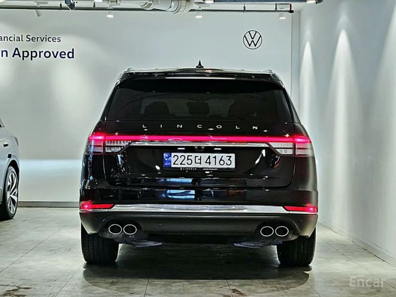 Lincoln Aviator