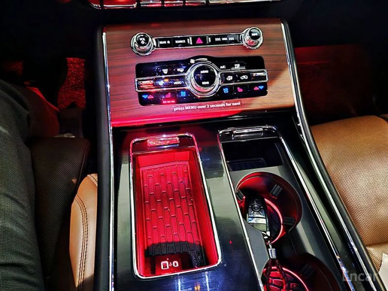 Lincoln Aviator