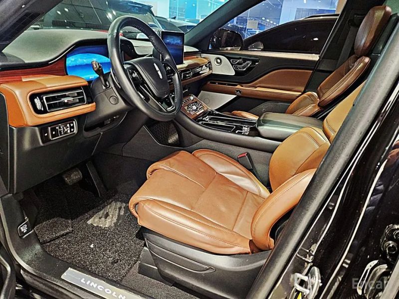 Lincoln Aviator