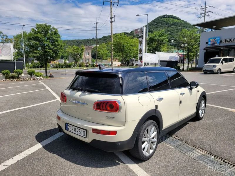 Mini clubman