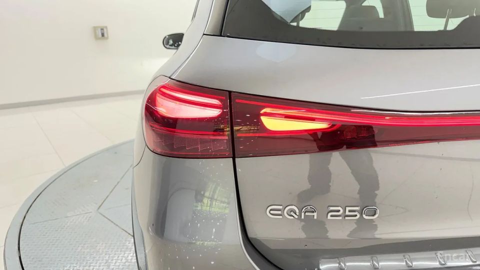 Mercedes-Benz EQA