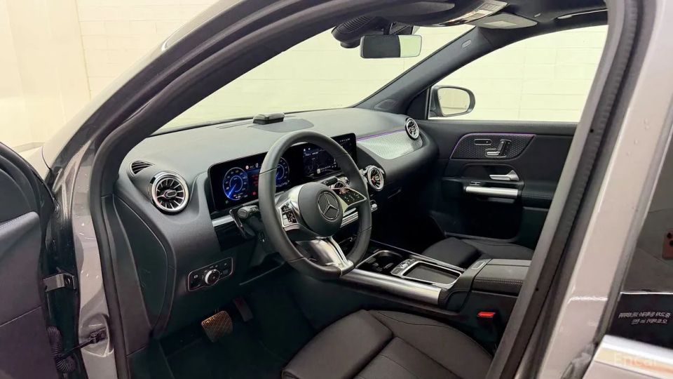 Mercedes-Benz EQA