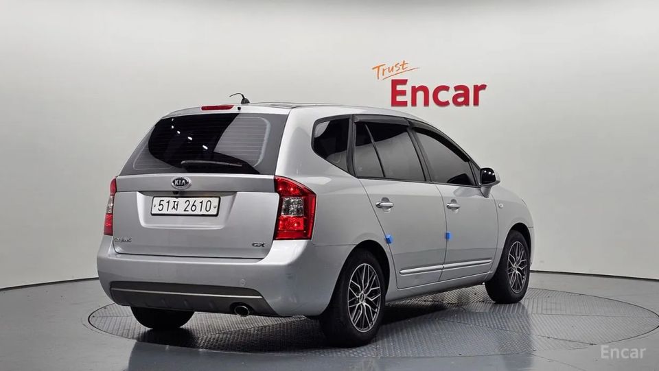 Kia Carens