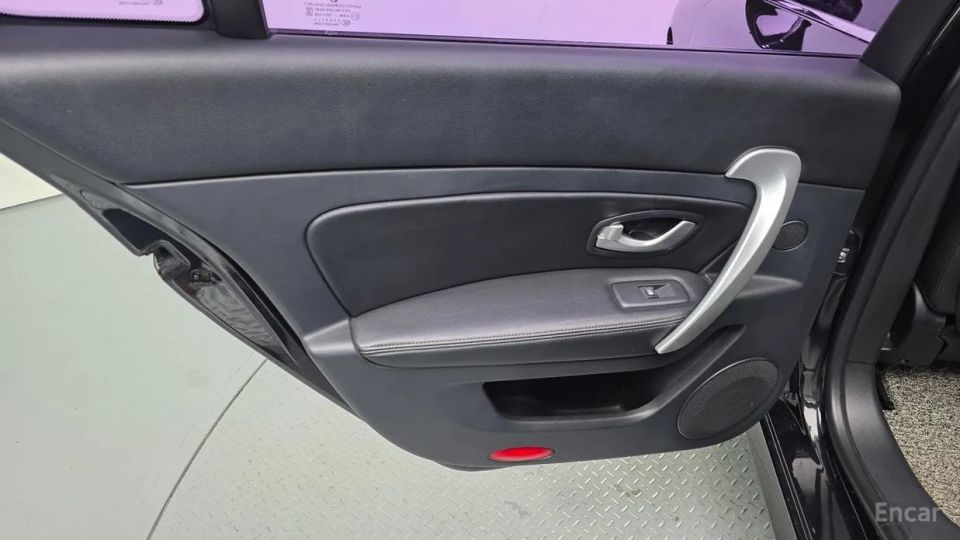Renault-KoreaSamsung SM5