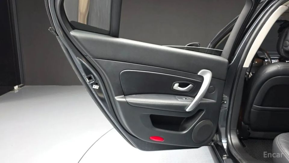 Renault-KoreaSamsung SM5