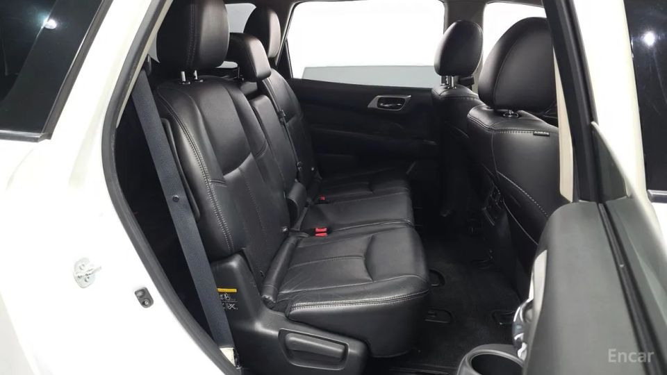 Nissan pathfinder