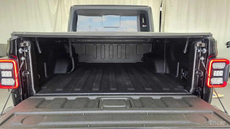 Jeep gladiator