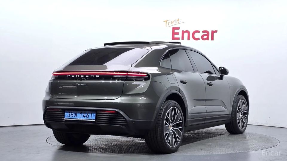 Porsche Macan