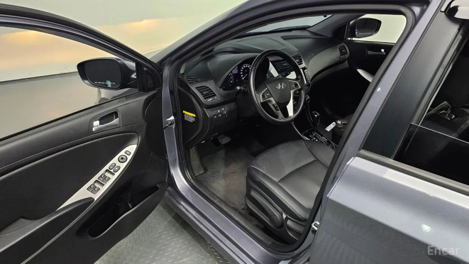 Hyundai Accent