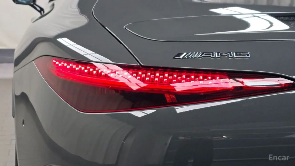 Mercedes-Benz SL-Class