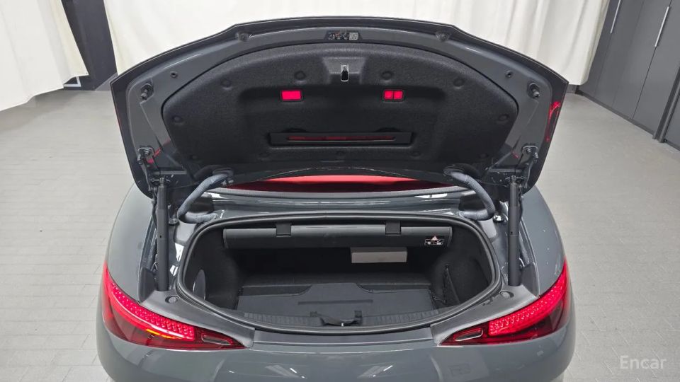 Mercedes-Benz SL-Class