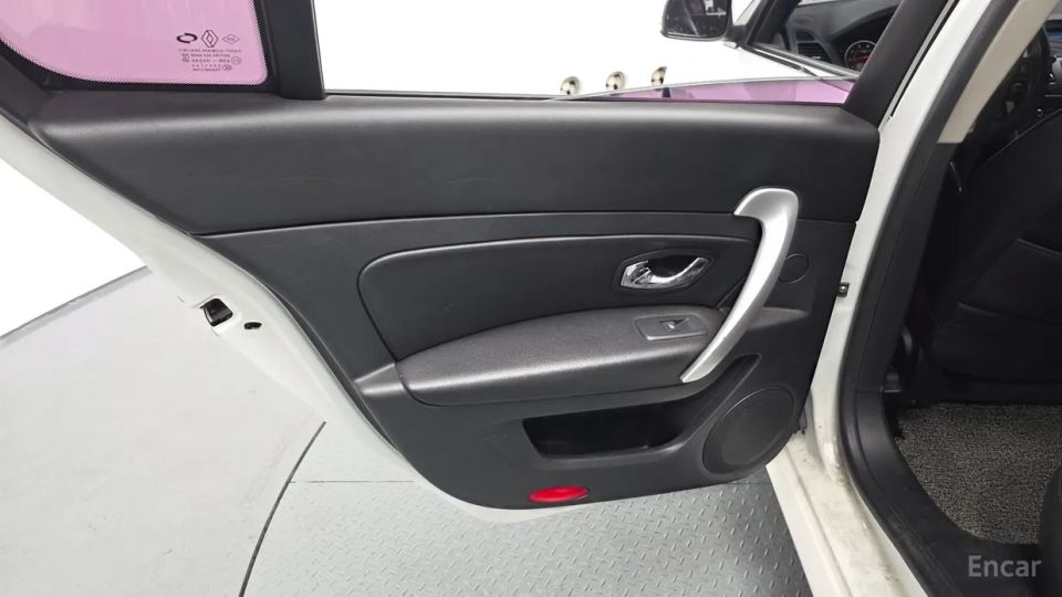 Renault-KoreaSamsung SM5