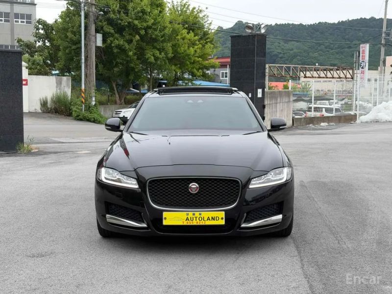 Jaguar xf