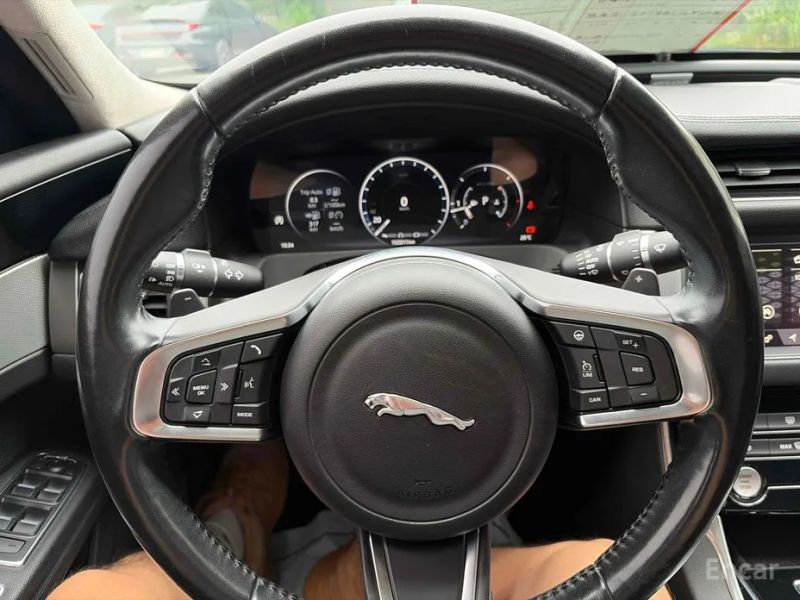Jaguar xf