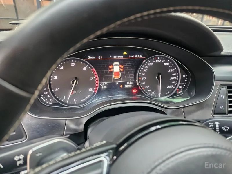 Audi S7