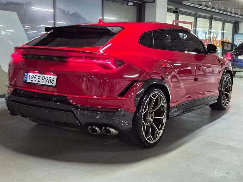 Lamborghini urus