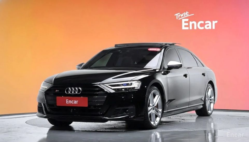 Audi S8