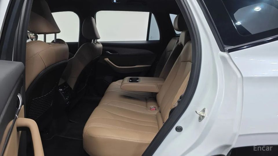 Renault-KoreaSamsung Grand Koleos