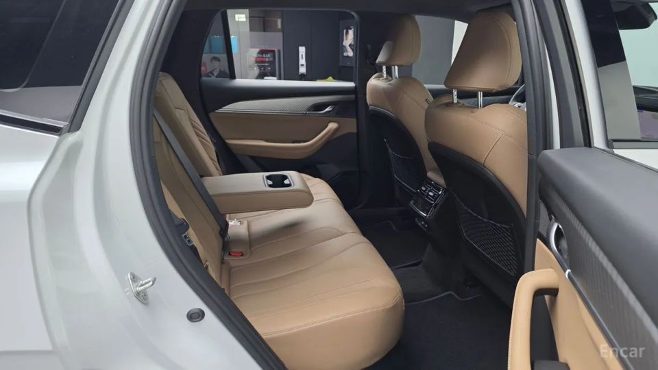 Renault-KoreaSamsung Grand Koleos