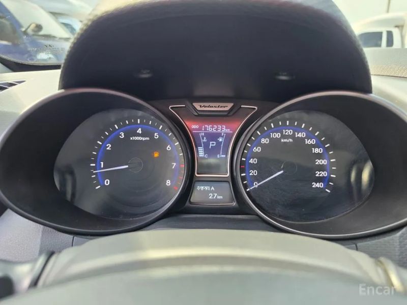 Hyundai Veloster