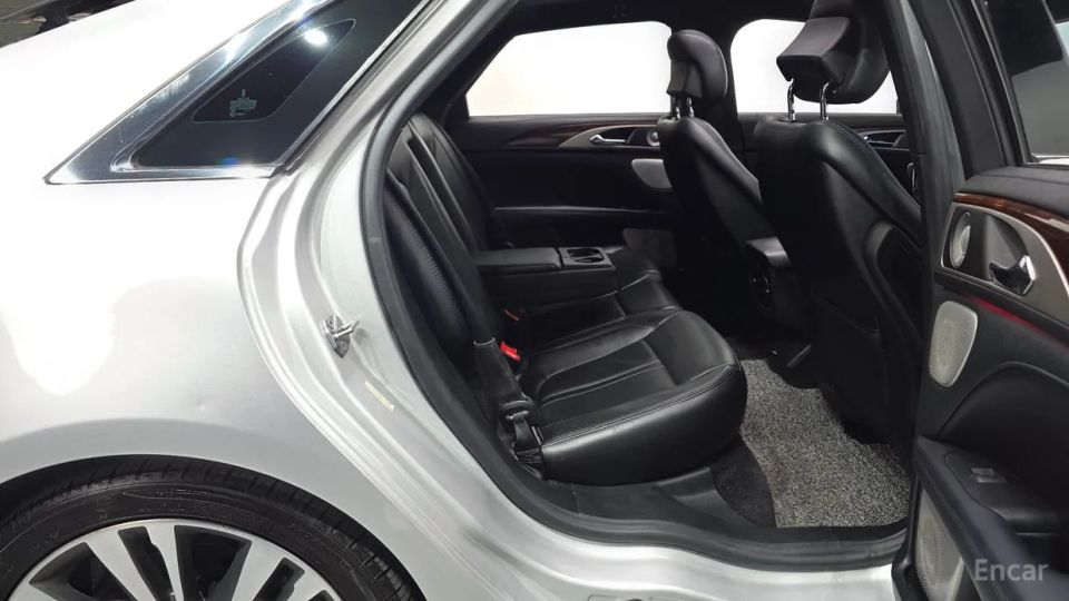 Lincoln MKZ