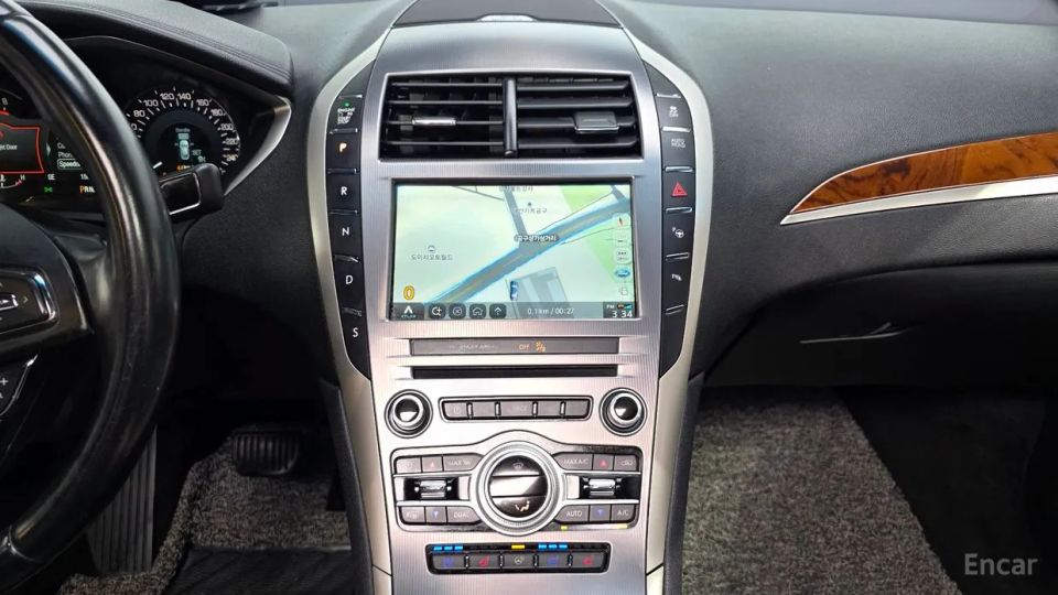 Lincoln MKZ