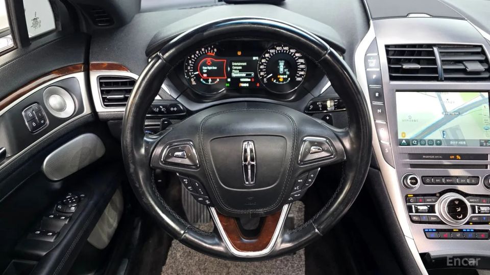 Lincoln MKZ