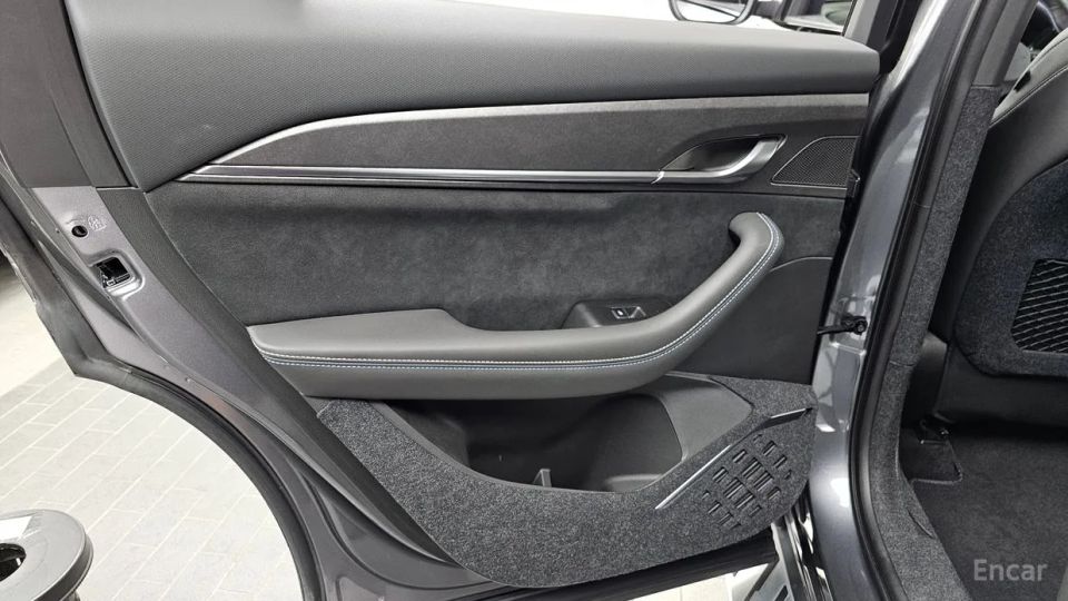 Renault-KoreaSamsung Grand Koleos