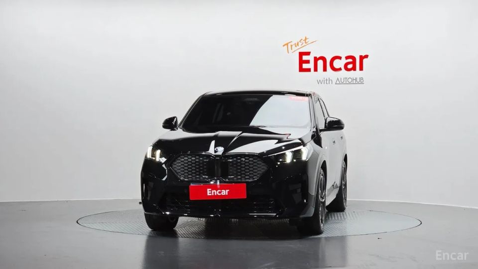 BMW IX2