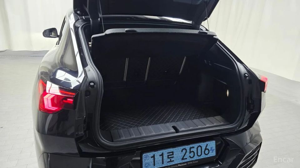 BMW IX2