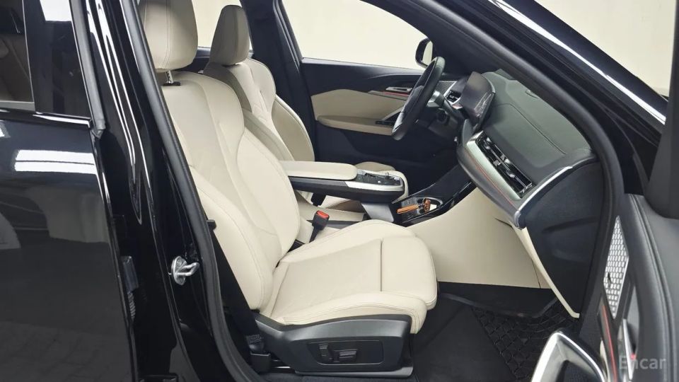 BMW IX2