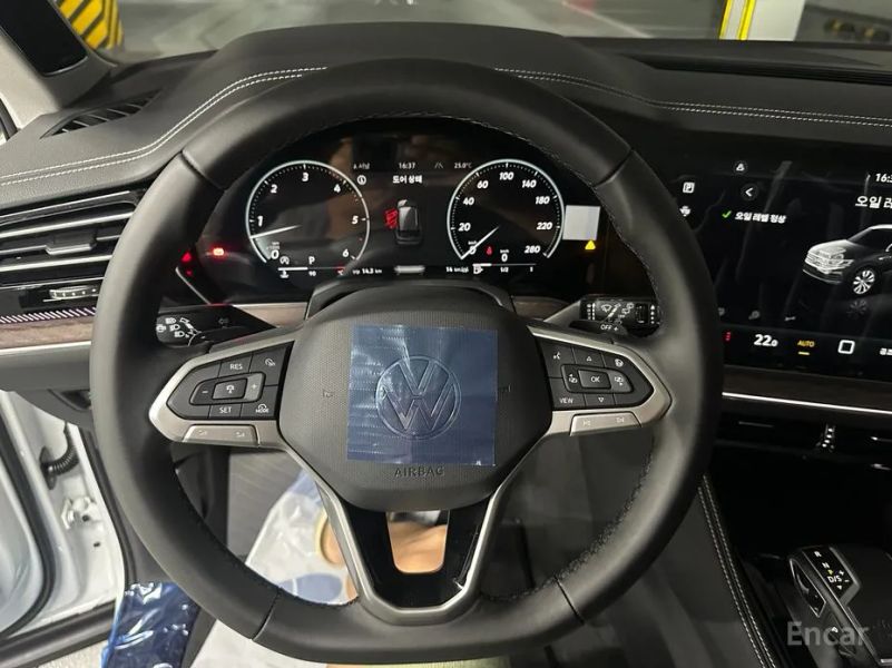 Volkswagen Touareg