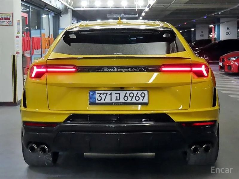 Lamborghini urus