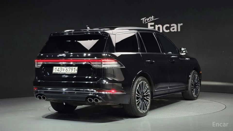Lincoln Aviator