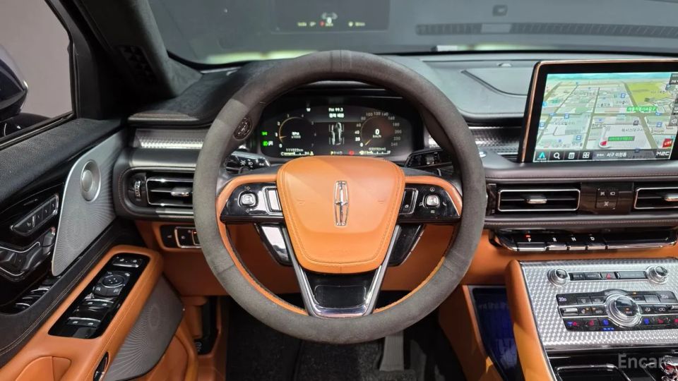 Lincoln Aviator