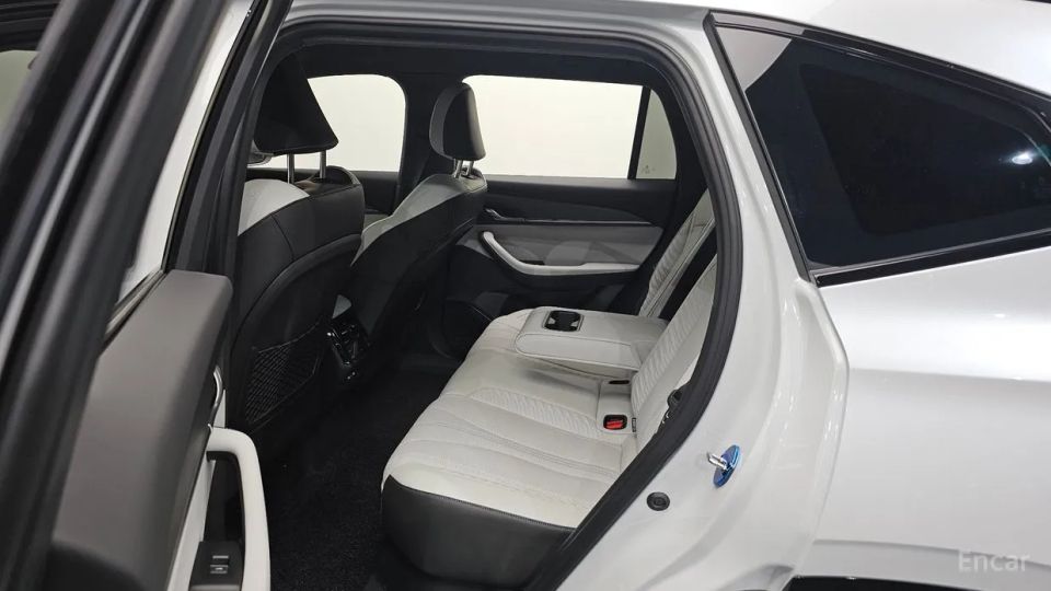 Renault-KoreaSamsung Grand Koleos