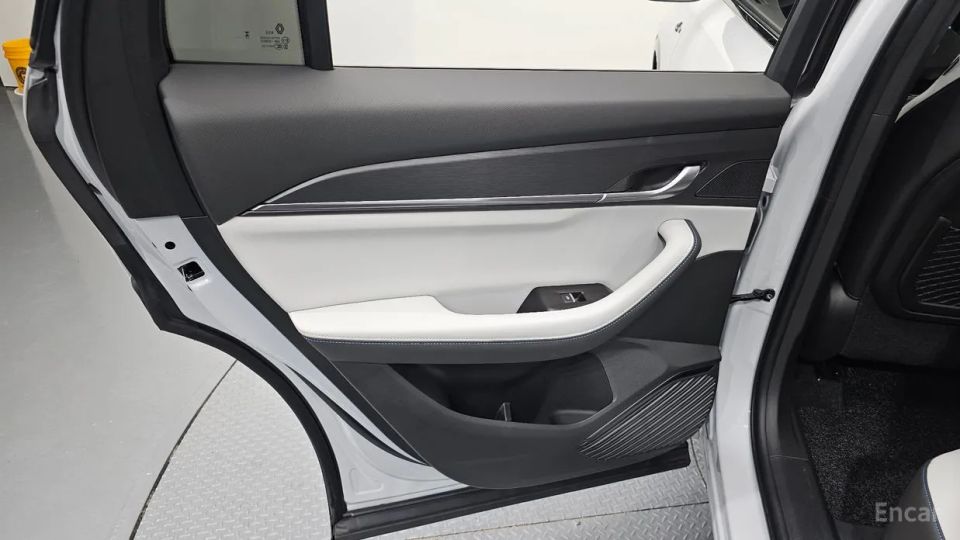 Renault-KoreaSamsung Grand Koleos