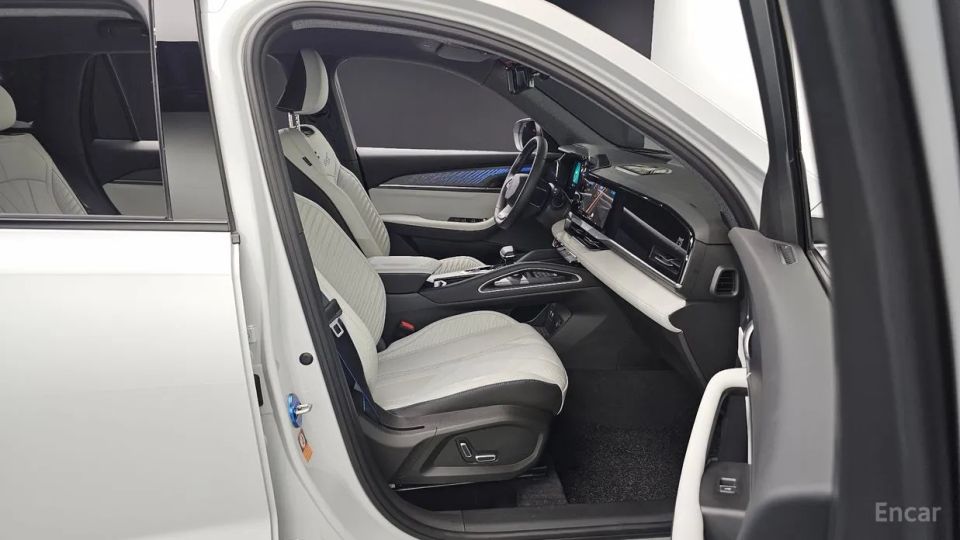 Renault-KoreaSamsung Grand Koleos