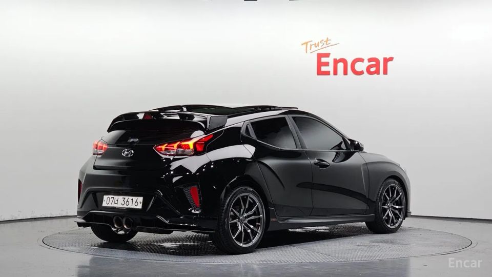 Hyundai Veloster