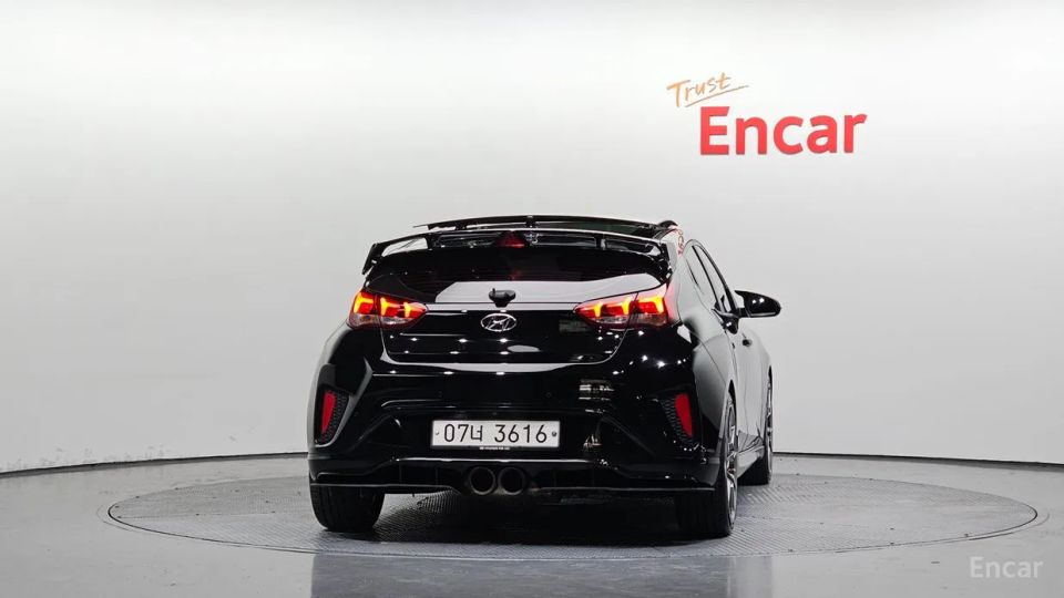 Hyundai Veloster