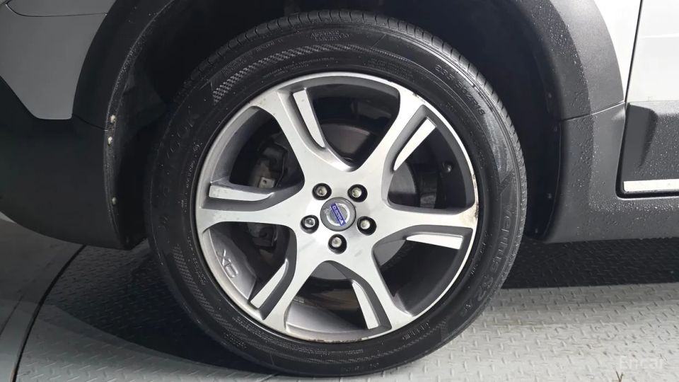 Volvo XC70
