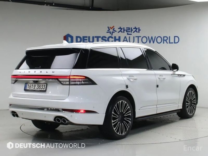 Lincoln Aviator