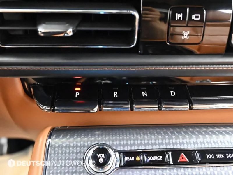 Lincoln Aviator