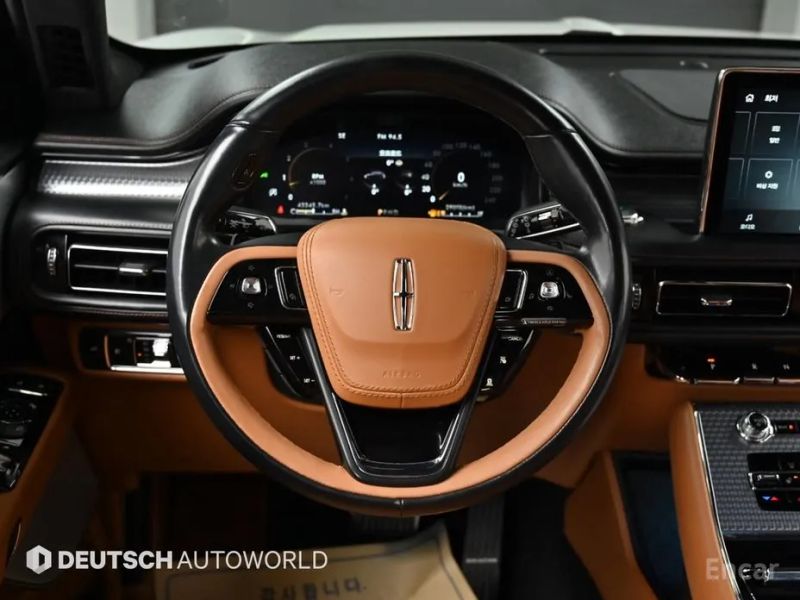 Lincoln Aviator