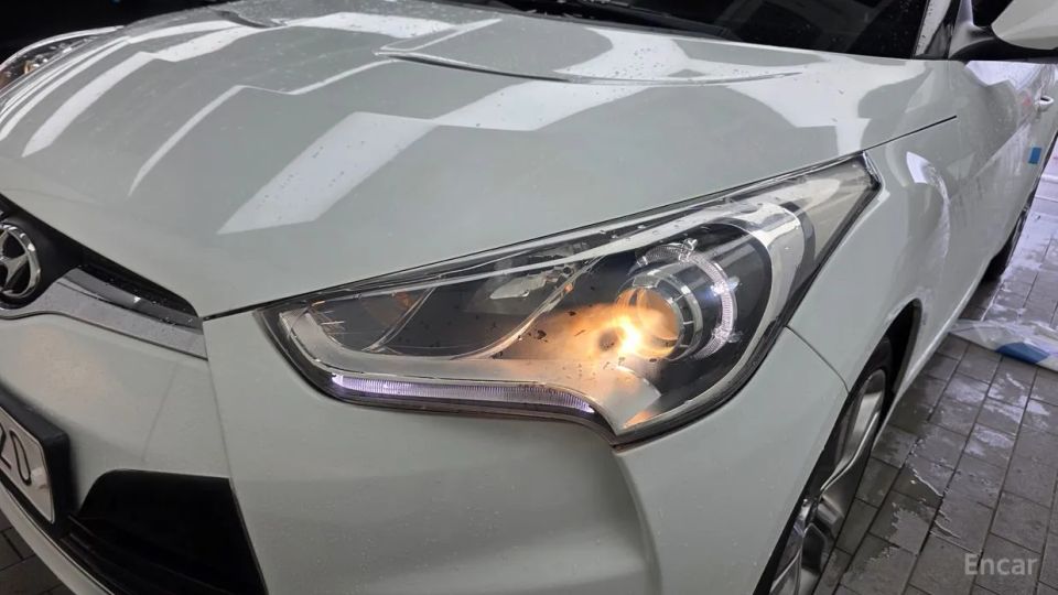 Hyundai Veloster